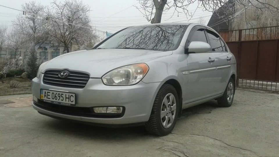 Hyundai Accent 2