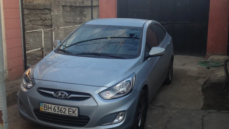 Hyundai Accent 2