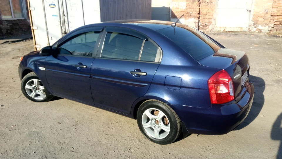 Hyundai Accent 2
