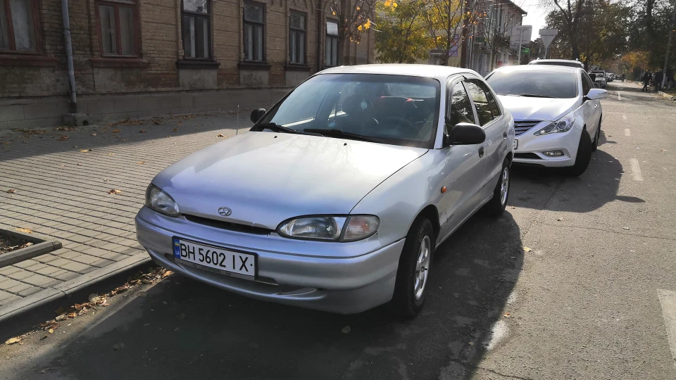 Hyundai Accent 2