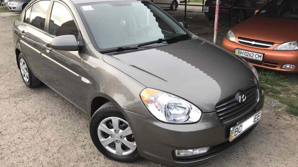 Hyundai Accent 2