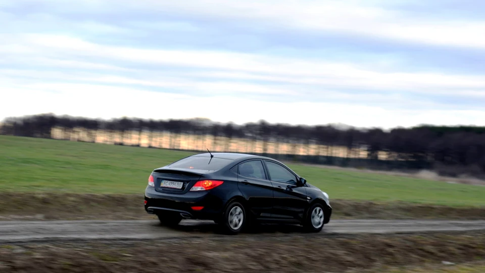 Hyundai Accent 4