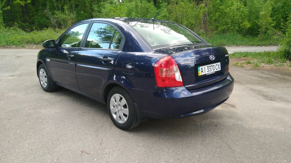 Hyundai Accent 2
