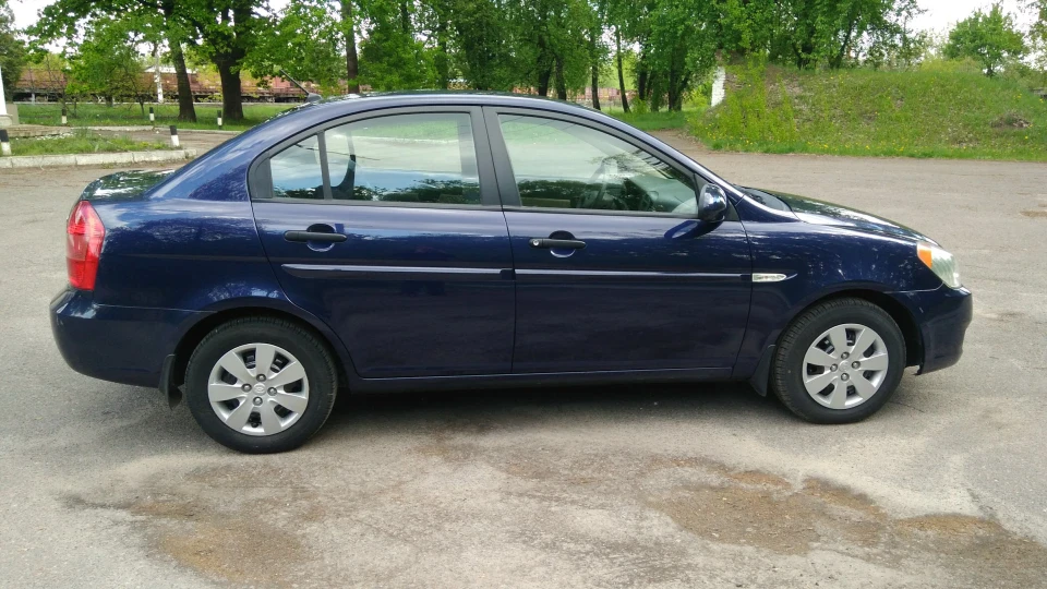 Hyundai Accent 5