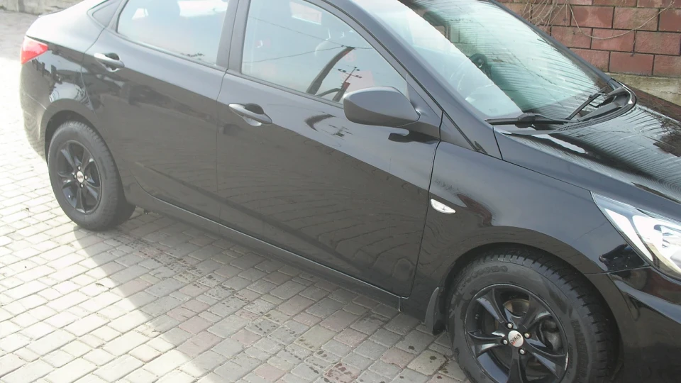 Hyundai Accent 4