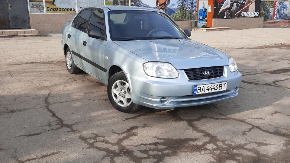 Hyundai Accent 2