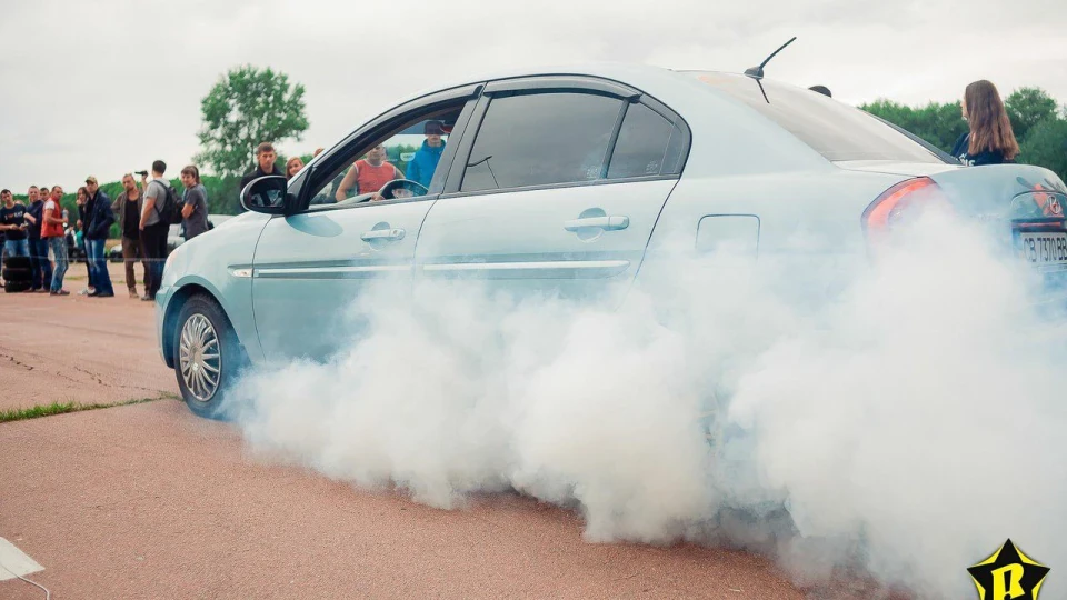 Hyundai Accent 4