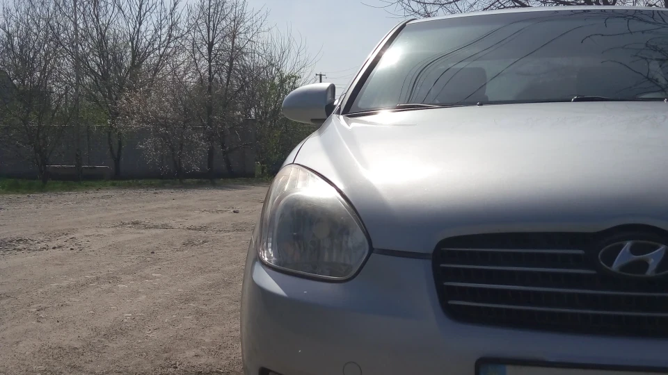 Hyundai Accent 2
