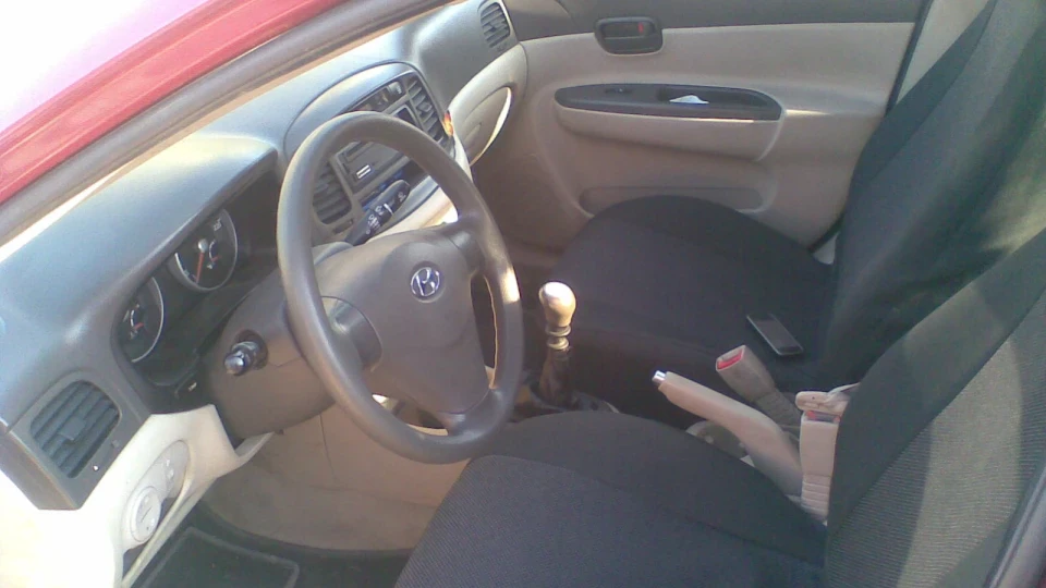 Hyundai Accent 2