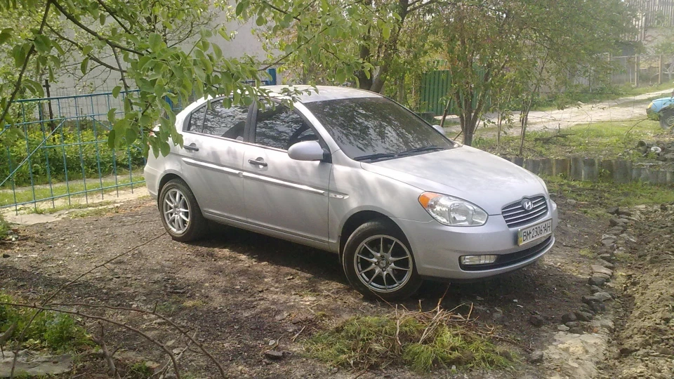 Hyundai Accent 2