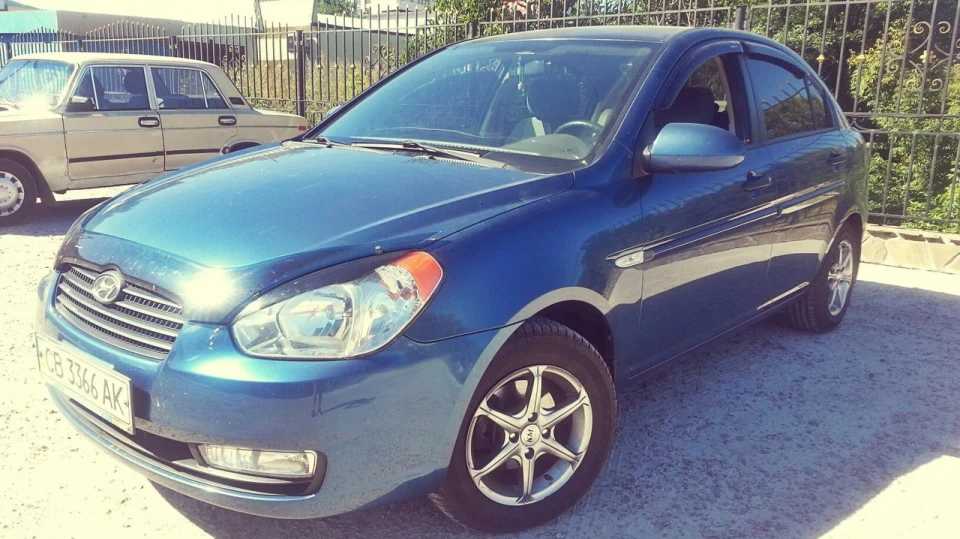 Hyundai Accent