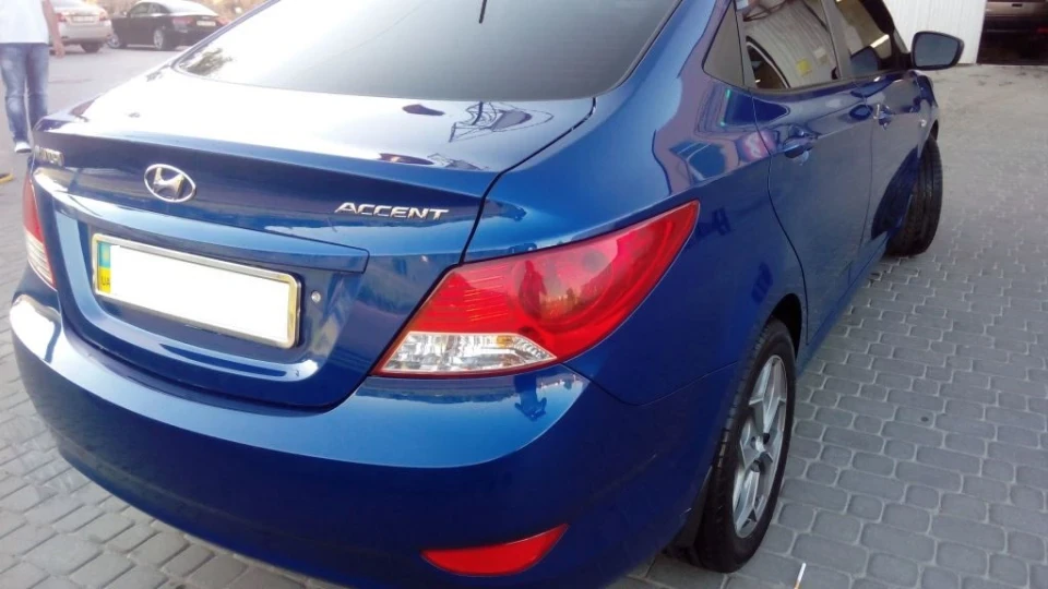 Hyundai Accent 2
