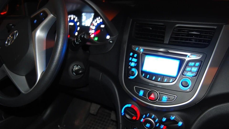 Hyundai Accent 4