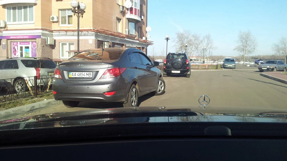 Hyundai Accent 5