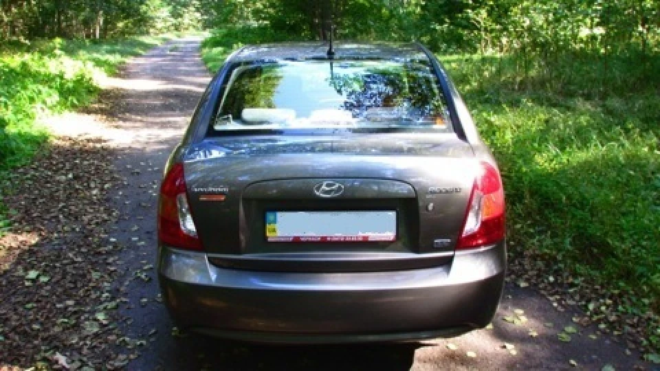 Hyundai Accent 2