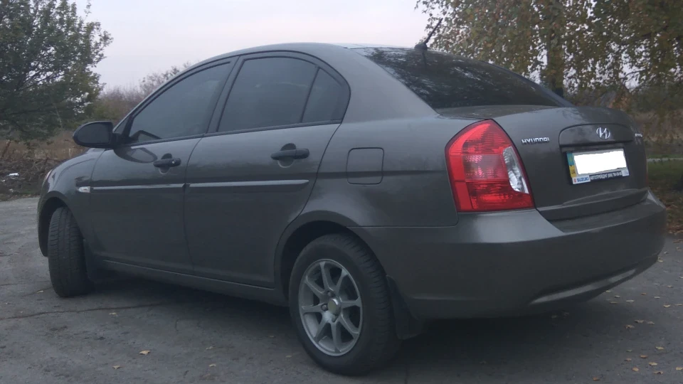 Hyundai Accent 2