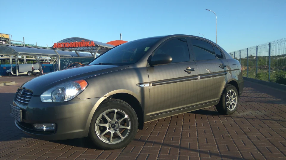 Hyundai Accent 5