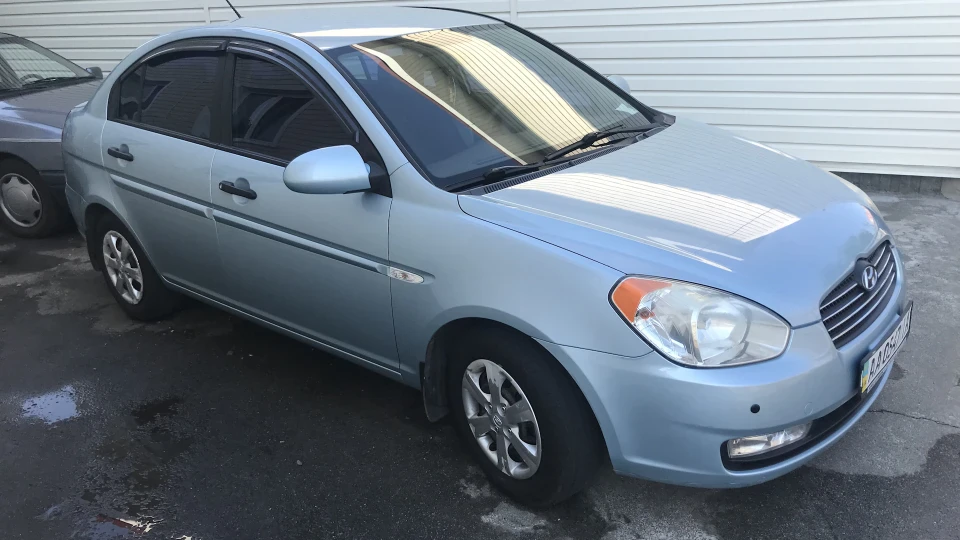 Hyundai Accent 1.4 АТ Сім'євоз 2