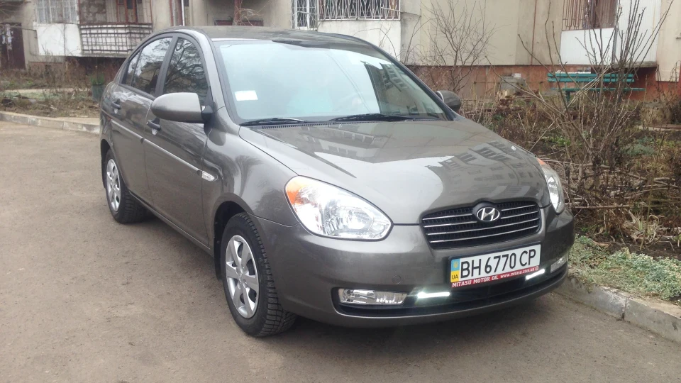 Hyundai Accent 1.4 AT