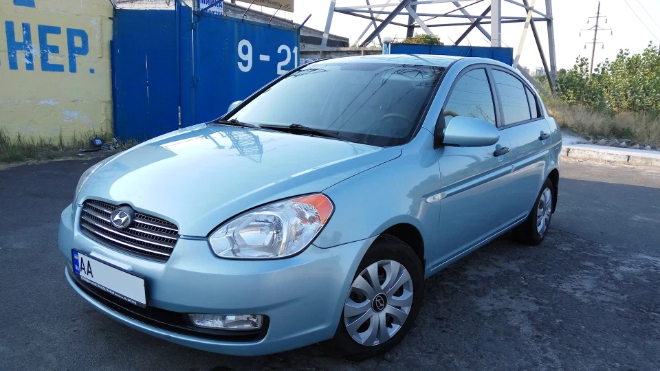 Hyundai Accent 1.4 AT
