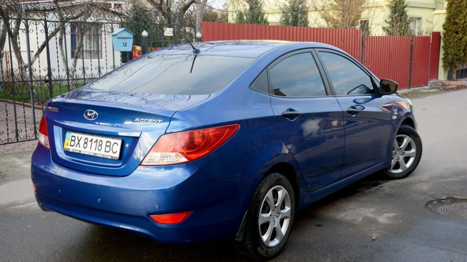 Hyundai Accent 1,4 механіка. Базова. 4