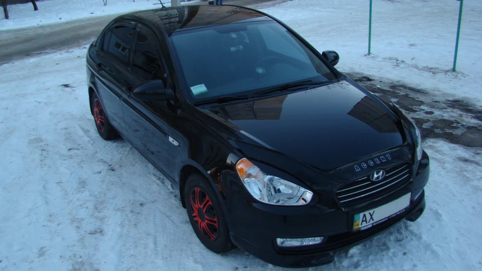 Hyundai Accent 1.4 МТ + 2