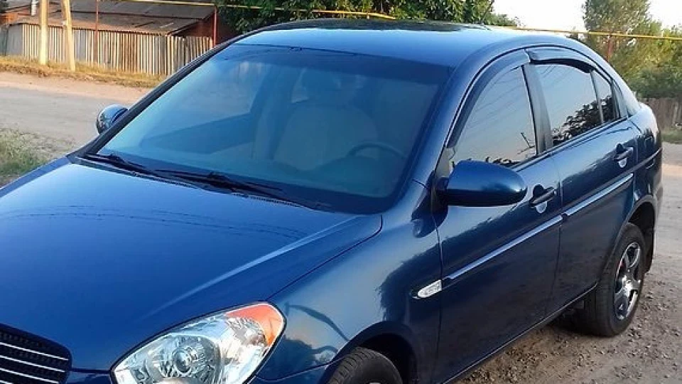 Hyundai Accent 1.4 Синій дракон 5