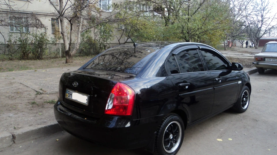 Hyundai Accent 1.4i AT Econo Basic+ 2