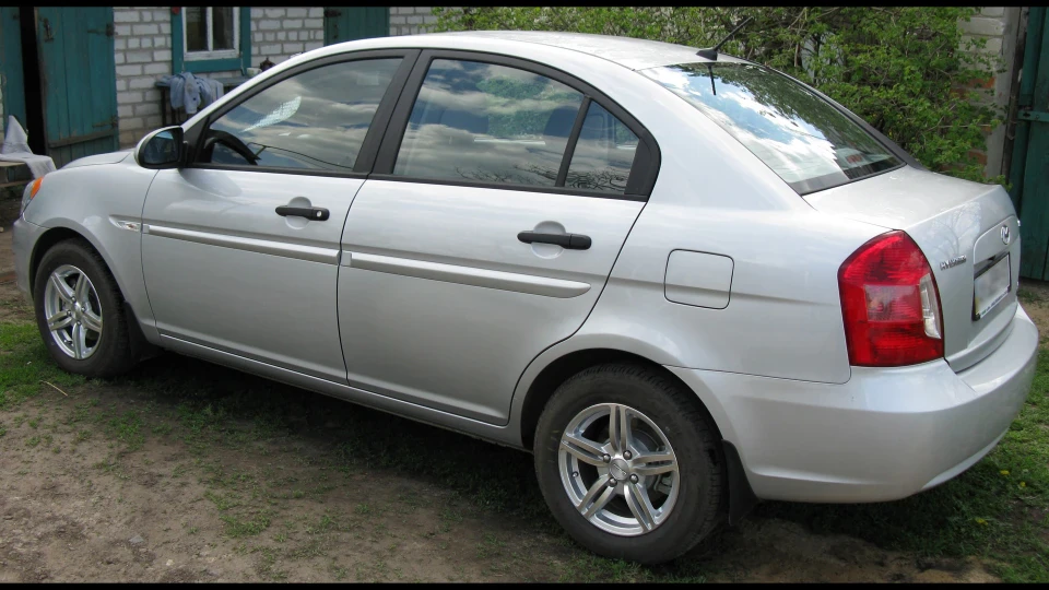 Hyundai Accent 1.5 CRDI VGT 110HP 235NM 4