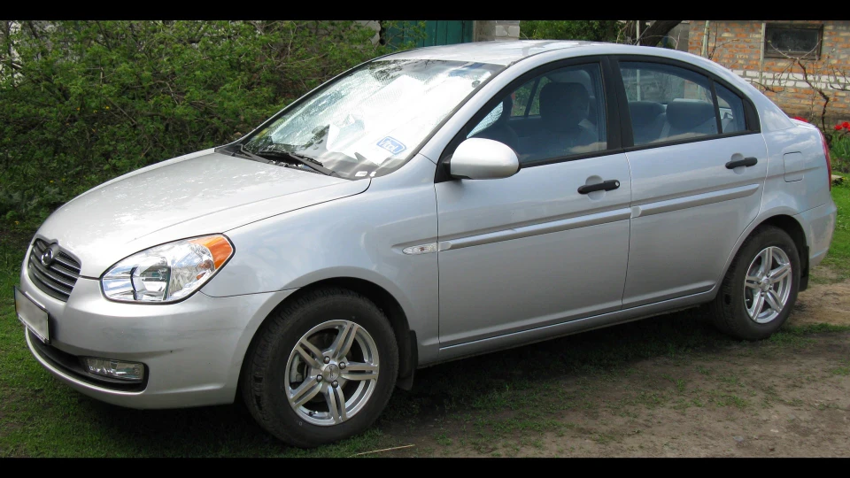 Hyundai Accent 1.5 CRDI VGT 110HP 235NM 5