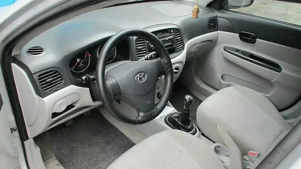 Hyundai Accent 1.5 crdi 3