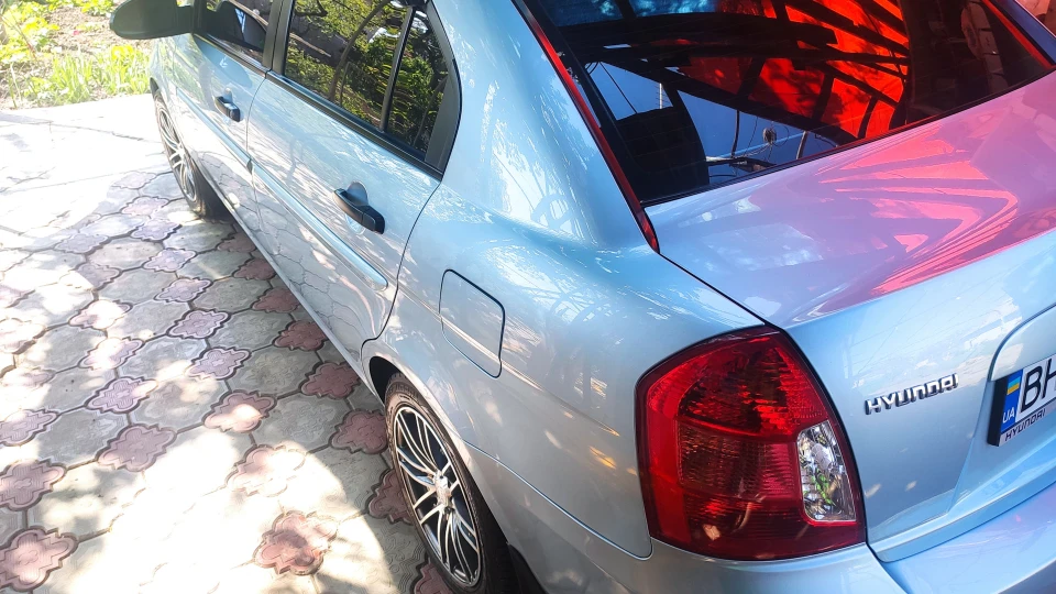 Hyundai Accent 1.5 CRDI 4