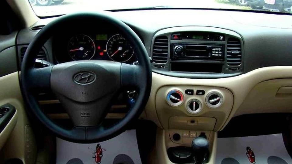 Hyundai Accent 1.5 crdi 3