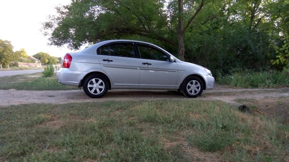 Hyundai Accent 1.5 CRDI 2