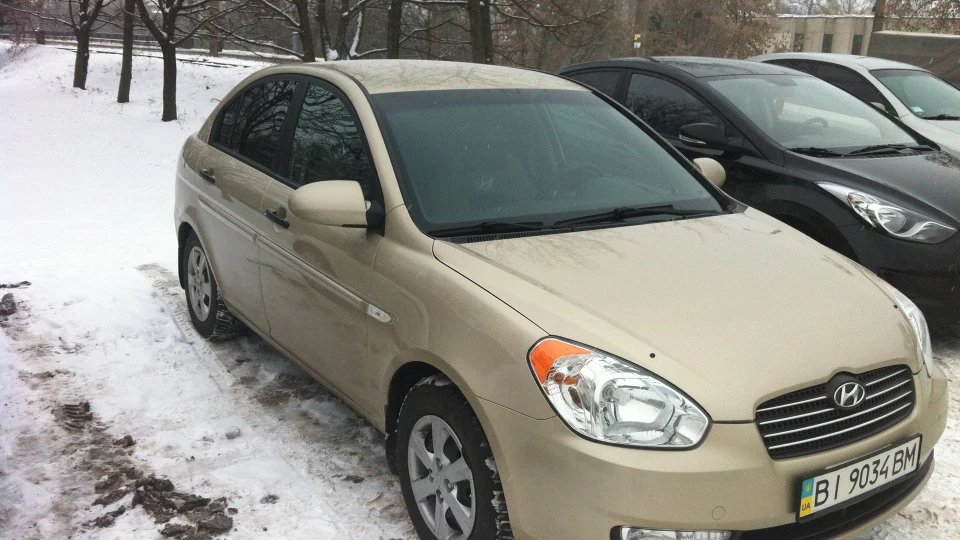 Hyundai Accent 1.5 дизель турбо 3