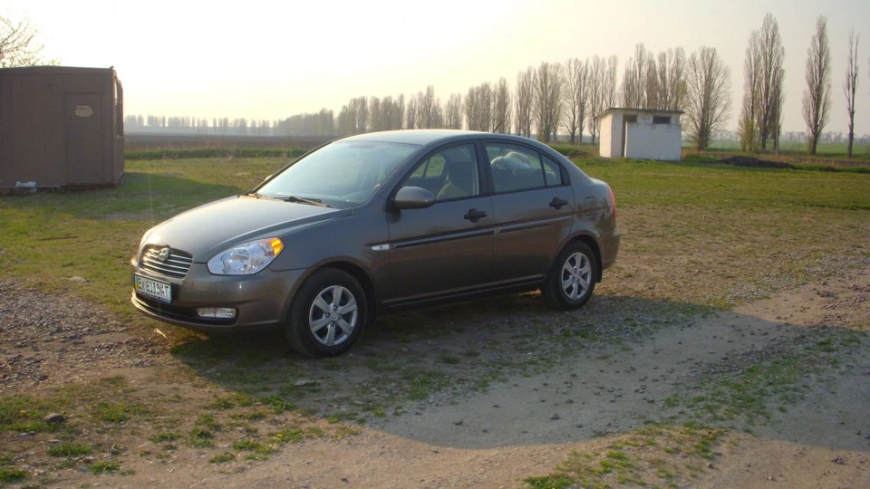 Hyundai Accent 1.5 TURBODIESEL 2
