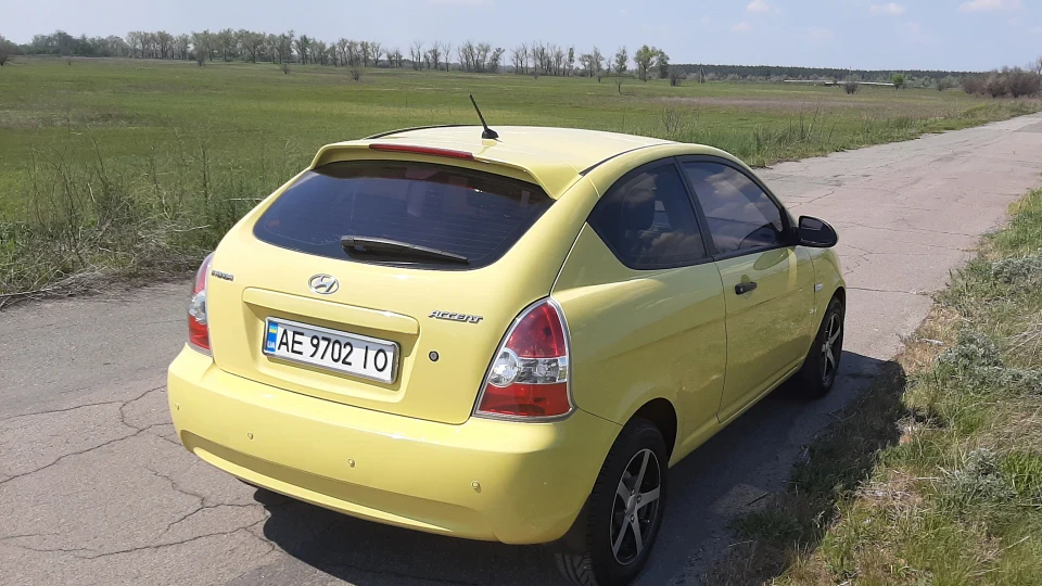 Hyundai Accent 1.6 3D 3
