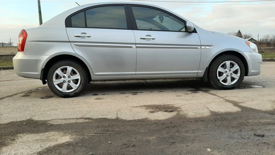Hyundai Accent 1.6 АКПП 5