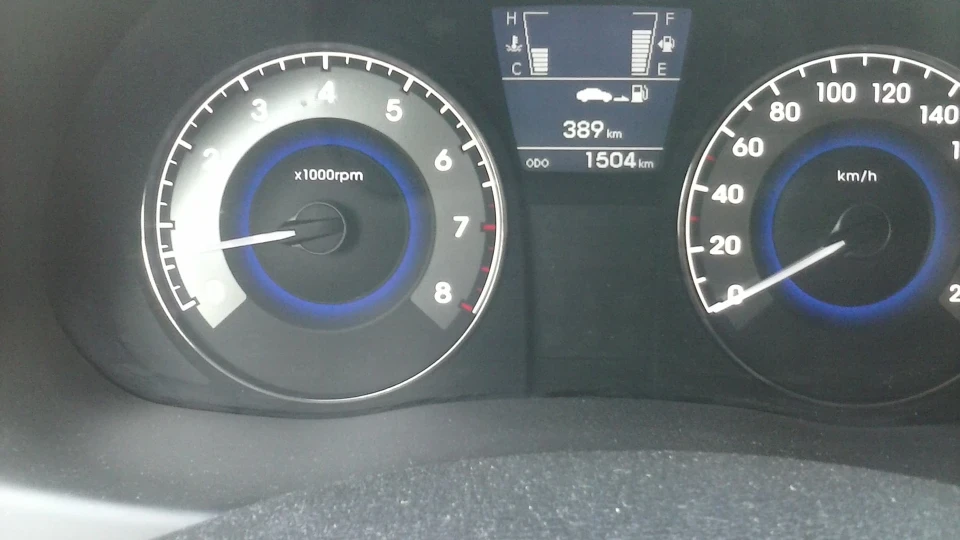 Hyundai Accent 1.6 Comfort (MT) 5