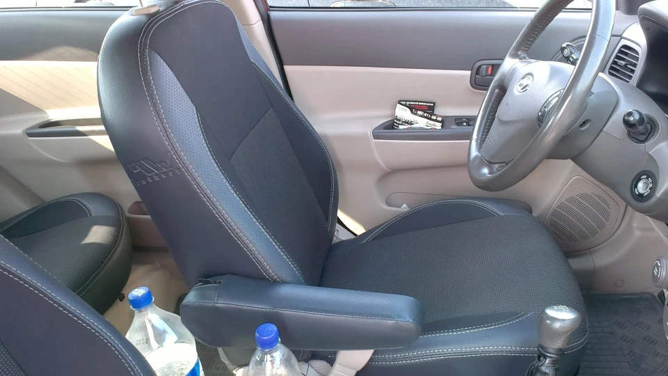 Hyundai Accent 1,6 GLS 2