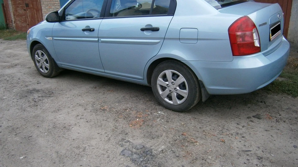 Hyundai Accent 16V 3
