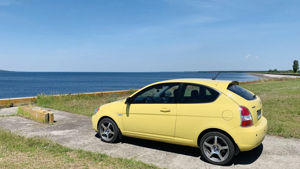 Hyundai Accent 3d 3