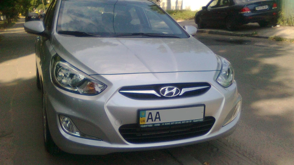Hyundai Accent Акцентушка1,6 MT 3