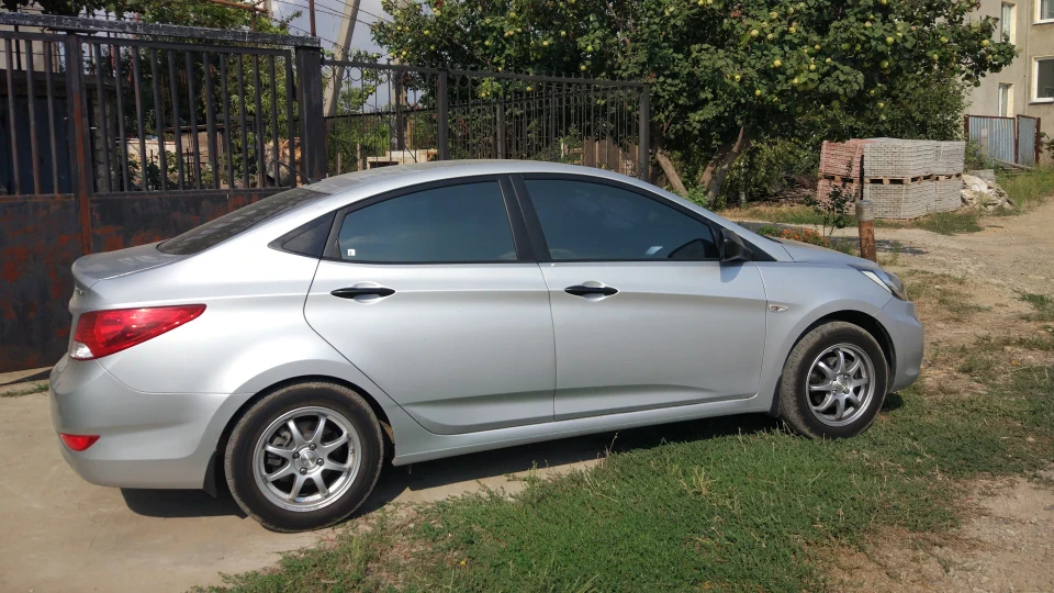 Hyundai Accent Аська 3