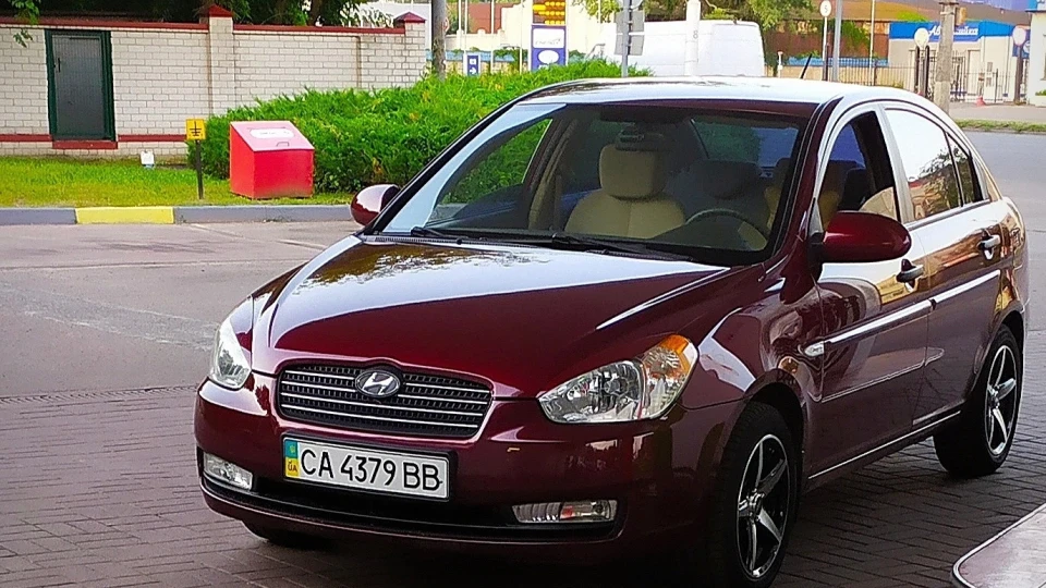 Hyundai Accent автомат