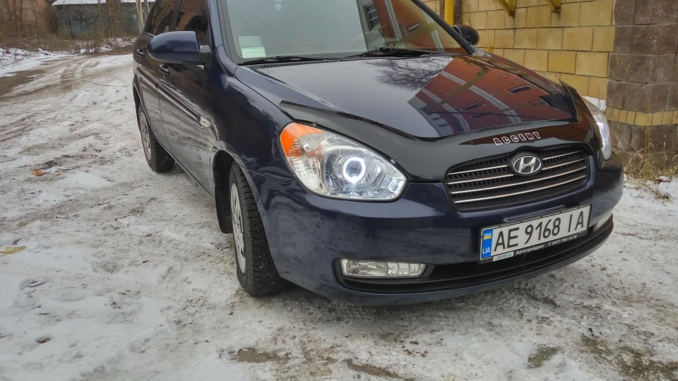 Hyundai Accent баклажанчик 3