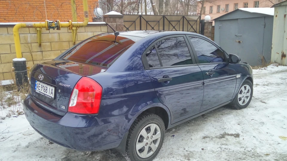 Hyundai Accent баклажанчик 4