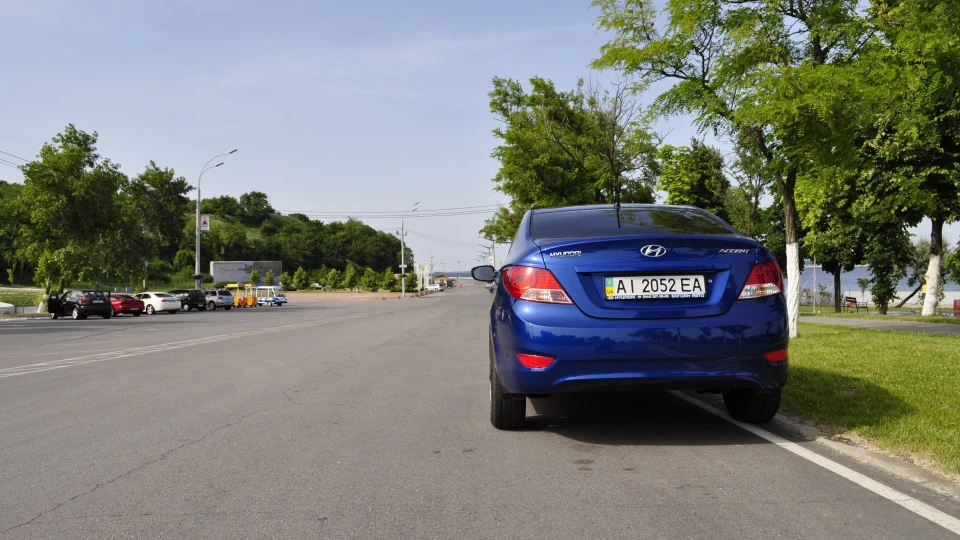 Hyundai Accent comfort 1.6 МТ 5