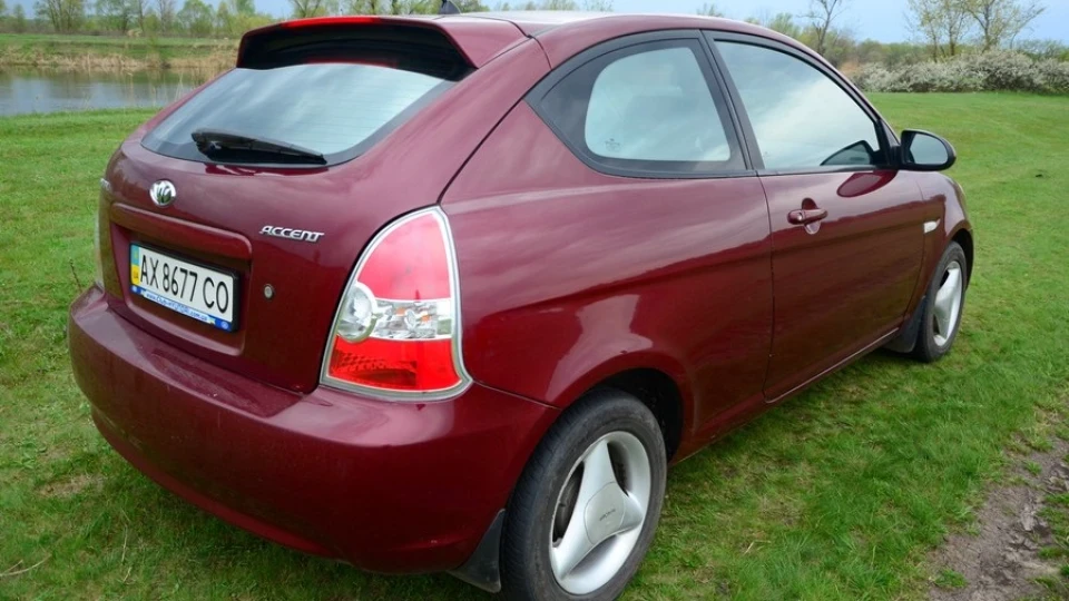 Hyundai Accent Diesel Coupé 5