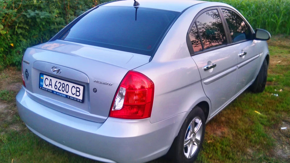 Hyundai Accent E-25 2
